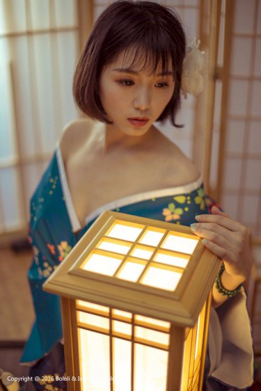 电影_美女住客_